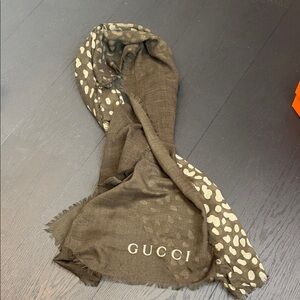 Gucci army green and Cream Patterned Scarf